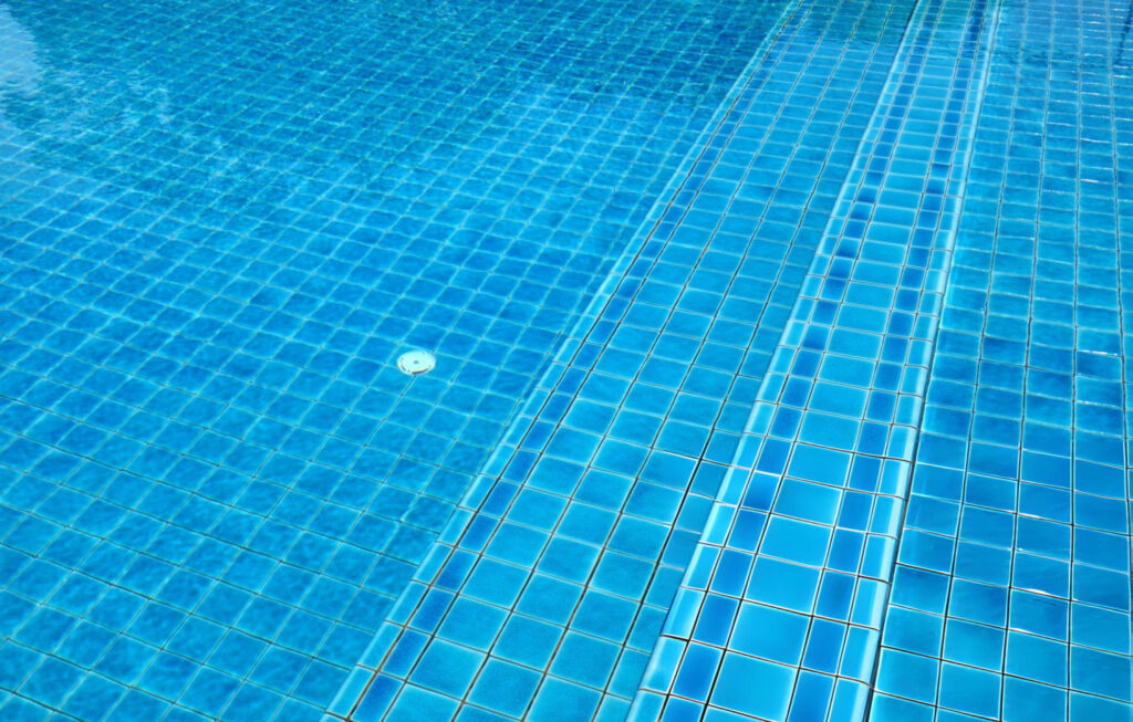 Signs You Need Pool Stabilization